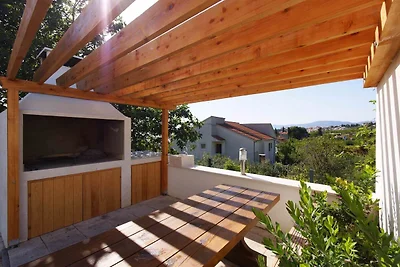 Villa mit Meerblick und Pool