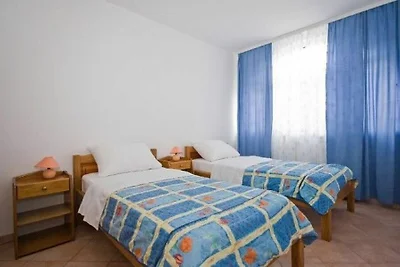 Ferienwohnung mit Klimaanlage und Terrasse