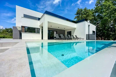 Villa mit Privatpool