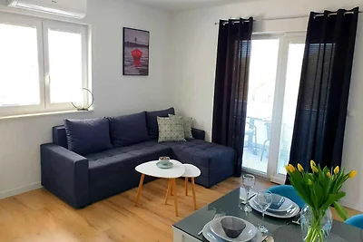 Ferienwohnung mit Balkon und Klimaanlage