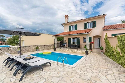 Villa mit Pool