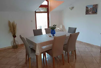 Apartment mit zwei Schlafzimmern, Garten, WLA