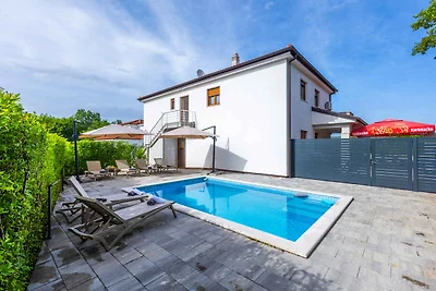 Ferienwohnung Apartment mit Pool