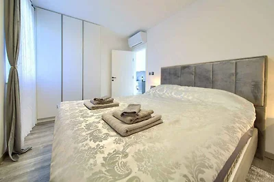 Ferienwohnung Luxuriöse Entspannung – Mirna m