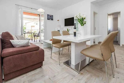 Ferienwohnung mit Klimaanlage und Terrasse