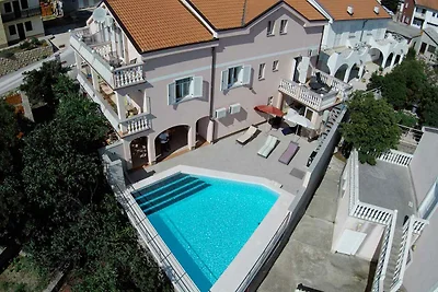 Ferienwohnung mit Garten und Pool