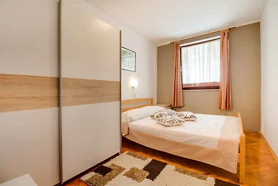 Ferienwohnung mit Terrasse und Grill