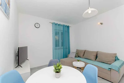 Ferienwohnung mit Klimaanlage, Terrasse und M
