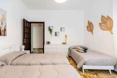 Ferienwohnung mit Balkon und Whirlpool