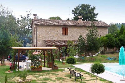 Ferienhaus mit Pool und Internet