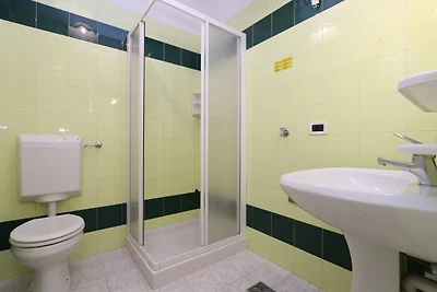 Ferienwohnung mit Klimaanlage und Balkon