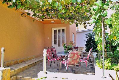 Ferienwohnung mit Terrasse und Klimaanlage