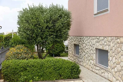 Ferienwohnung mit Terrasse und Klimaanlage