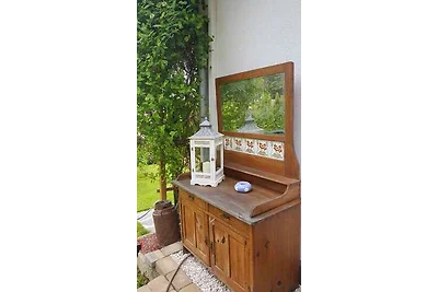 Ferienhaus in der Natur mit Whirlpool und Sau
