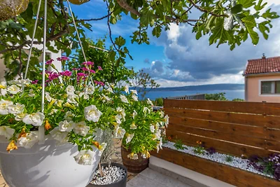 Ferienwohnung mit Meerblick und Pool