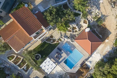 Villa mit Klimaanlage, mit Grillmöglichkeit, 