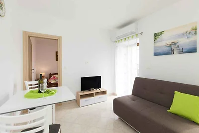 Ferienwohnung mit Terrasse und Klimaanlage