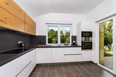 Ferienhaus nah am Plattensee, mit moderner Au