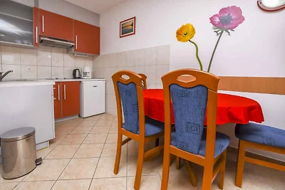 Appartamento Vacanza con famiglia Lokva Rogoznica