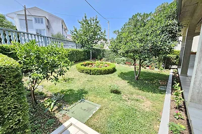 Ferienwohnung für 6 Personen mit Terrasse