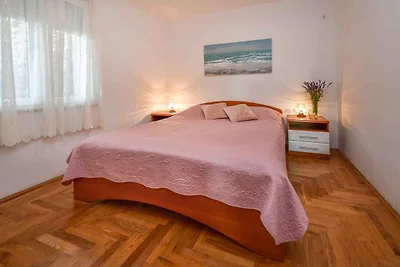 Ferienwohnung mit Terrasse und Meerblick