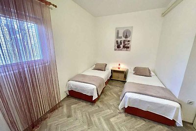 Ferienwohnung klimatisiert mit Balkon