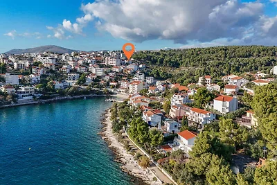 Charmante Unterkunft Vlado in Okrug Gornji mi