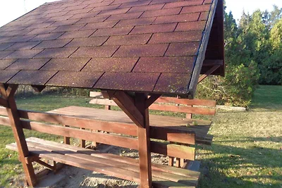 Ferienhaus mit Garten und Grill
