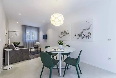 Ferienwohnung mit Terrasse und Meerblick