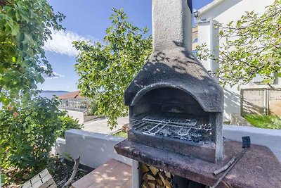 Ferienwohnung mit Terrasse, Grill und