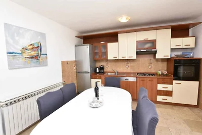 Ferienwohnung mit Terrasse und Klimaanlage