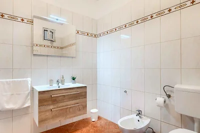 Ferienwohnung mit Klimaanlage und Balkon