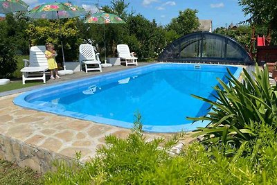 Ferienhaus mit Pool, Klimaanlagen und WLAN