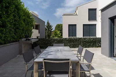 Ferienhaus mit Klimaanlage und Terrasse