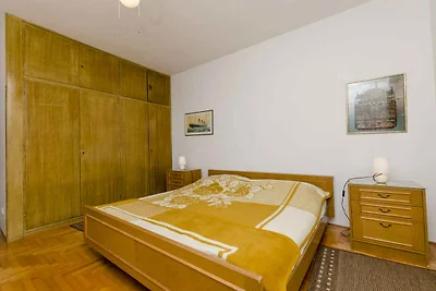 Ferienwohnung mit Klimaanlage und Terrasse in