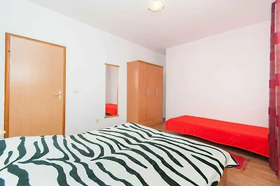 Ferienwohnung mit Terrasse und Klimaanlage