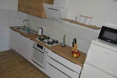 Ferienwohnung mit Klimaanlage und Terrasse, d