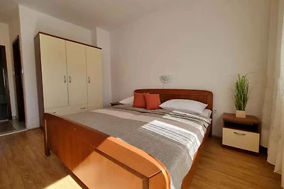 Ferienwohnung mit Balkon und Klimaanlage
