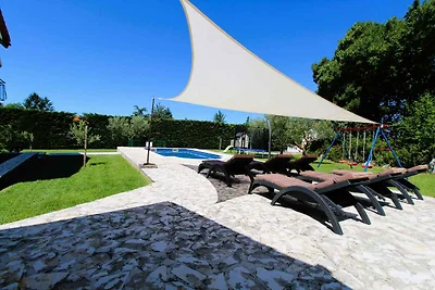 Ferienhaus mit 2 getrennten Apartments, Swimm