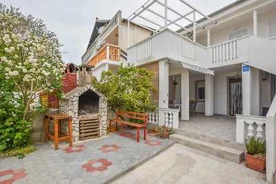 apartman za odmor Obiteljski odmor Turanj