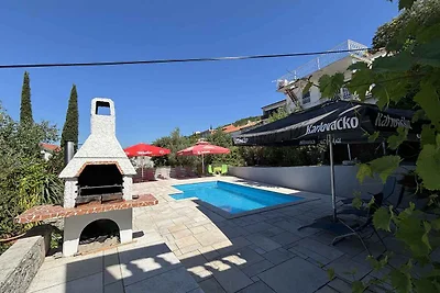Studio mit Pool und Meerblick
