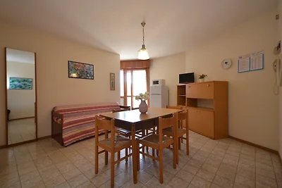 Ferienwohnung mit Klimaanlage und Balkon