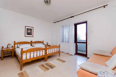 Appartamento Vacanza con famiglia Supetarska Draga