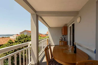 Ferienwohnung im zweiten Stock in der Nähe de