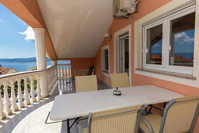 Ferienwohnung mit Terrasse und Klimaanlage