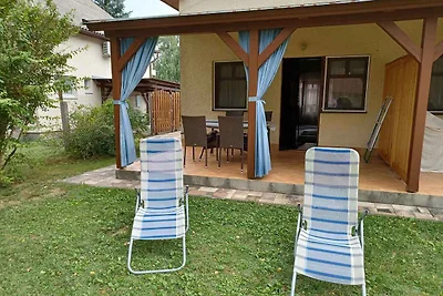 Ferienhaus mit moderner Einrichtung
