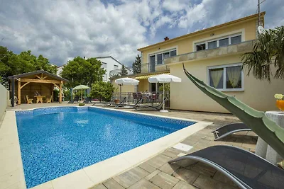 Villa mit Privatpool