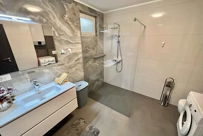 Ferienwohnung mit Klimaanlage und Meerblick