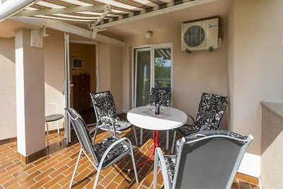 Ferienwohnung mit Balkon und Meerblick