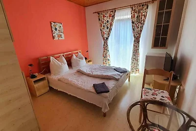 Ferienzimmer mit Pool Internet und